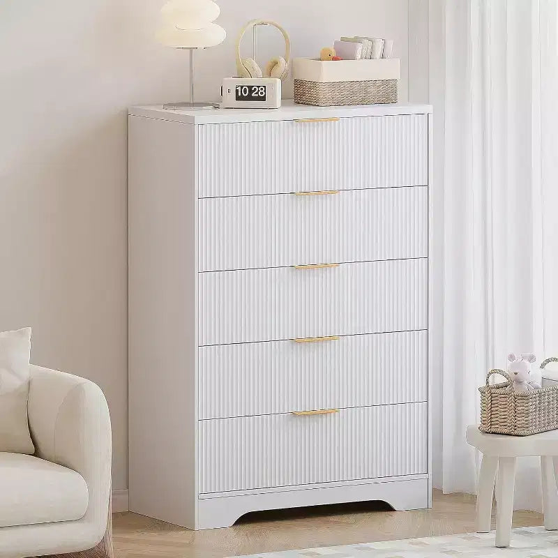 47 Inch Tall Fluted 5-Drawer Dresser with Gold Handles, Wood Tone Finish Storage Cabinet for Bedroom Closet and Entryway, Multi-Use Organizer